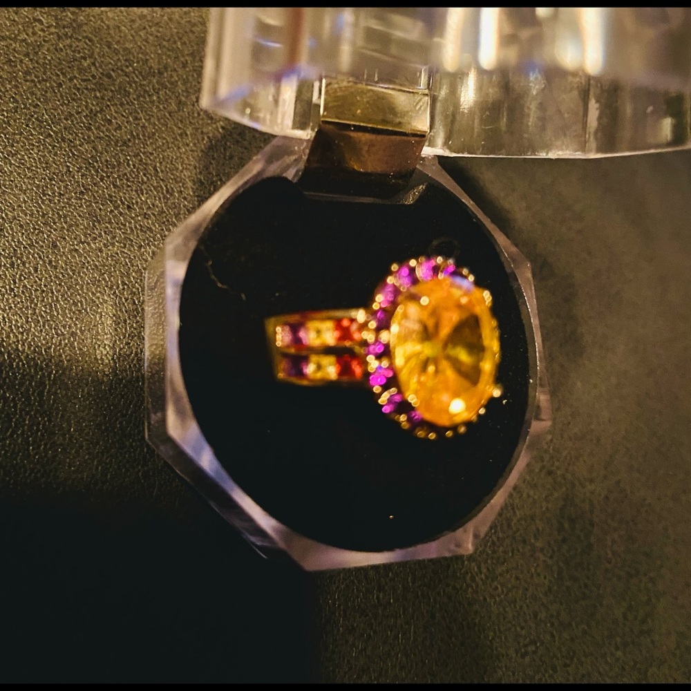 Beautiful Topaz Ring 8